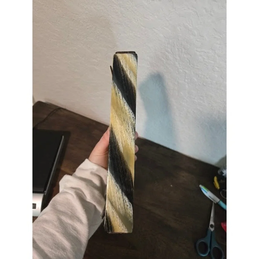 Tory Burch Kerry Resin Clutch - Picture 13 of 13